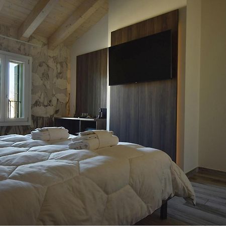 Royal Garden Luxury Rooms Padova Bagian luar foto
