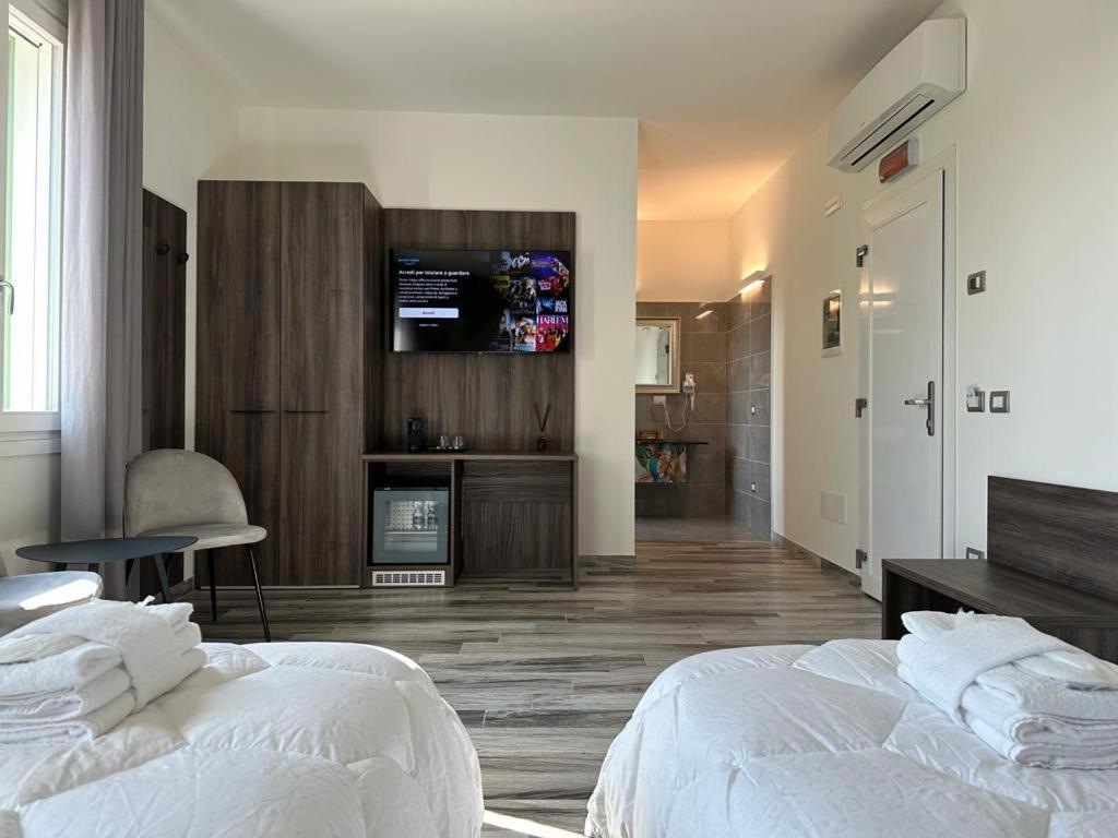 Royal Garden Luxury Rooms Padova Bagian luar foto
