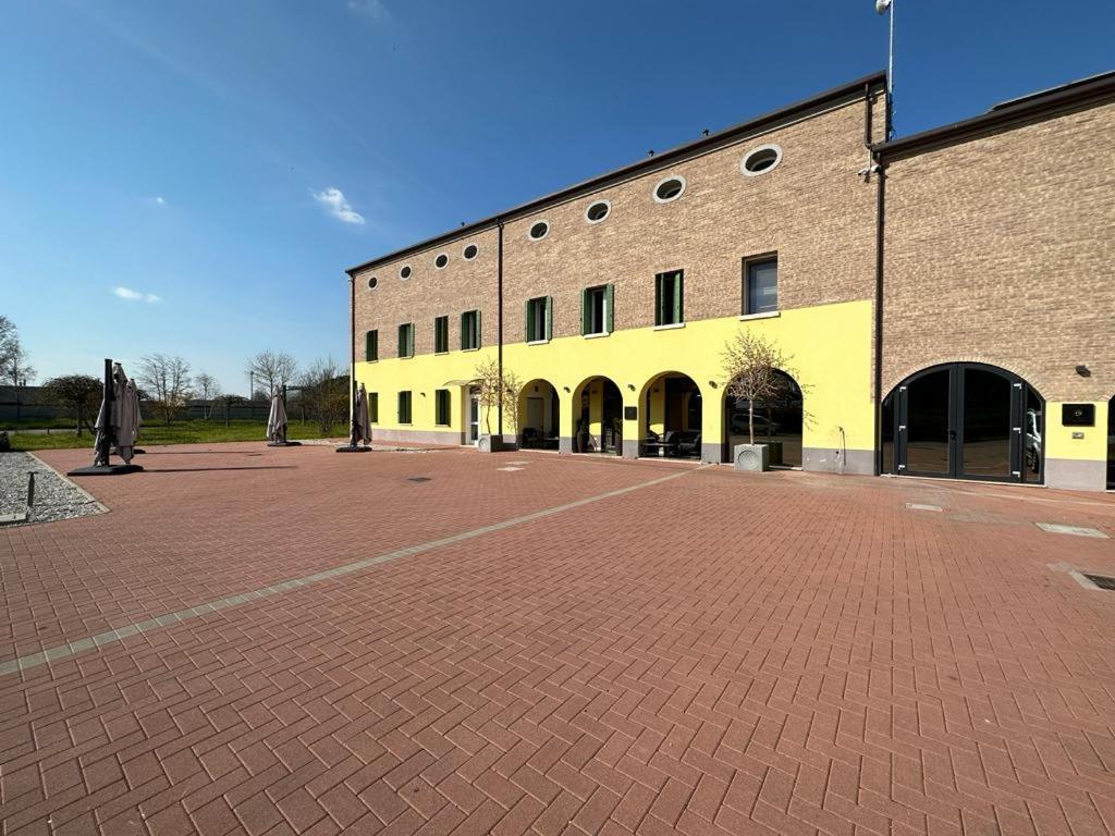 Royal Garden Luxury Rooms Padova Bagian luar foto