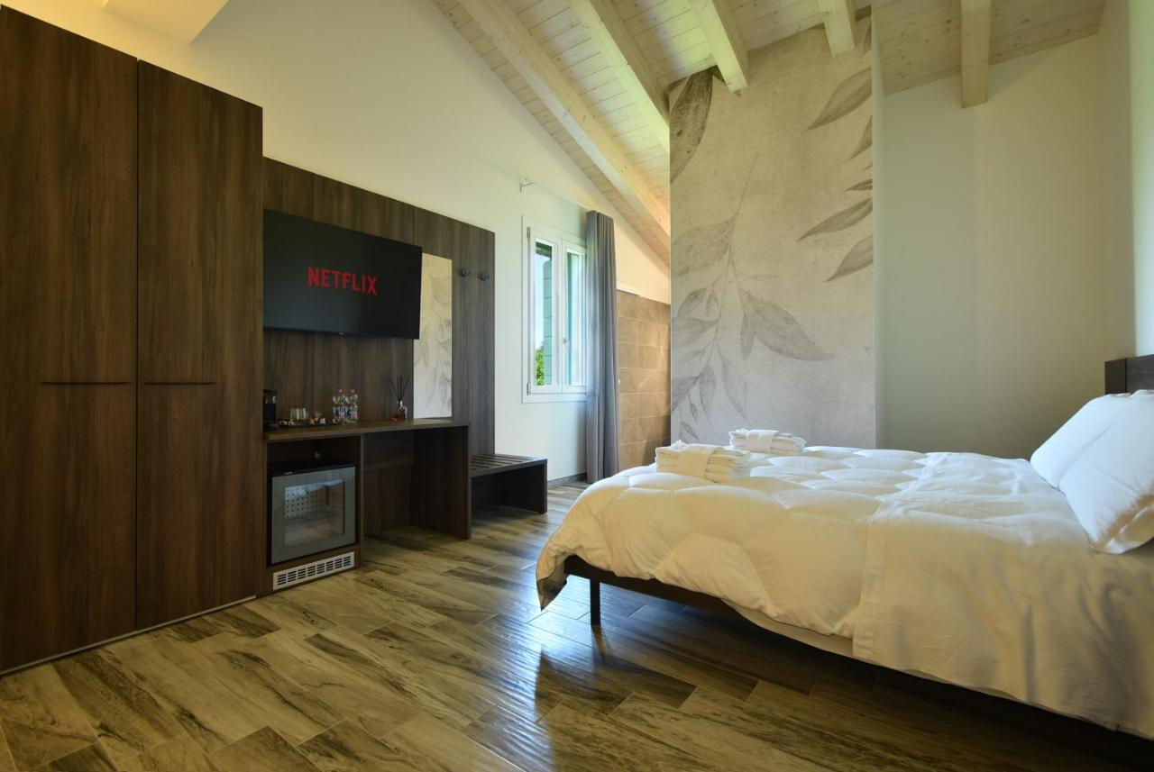Royal Garden Luxury Rooms Padova Bagian luar foto